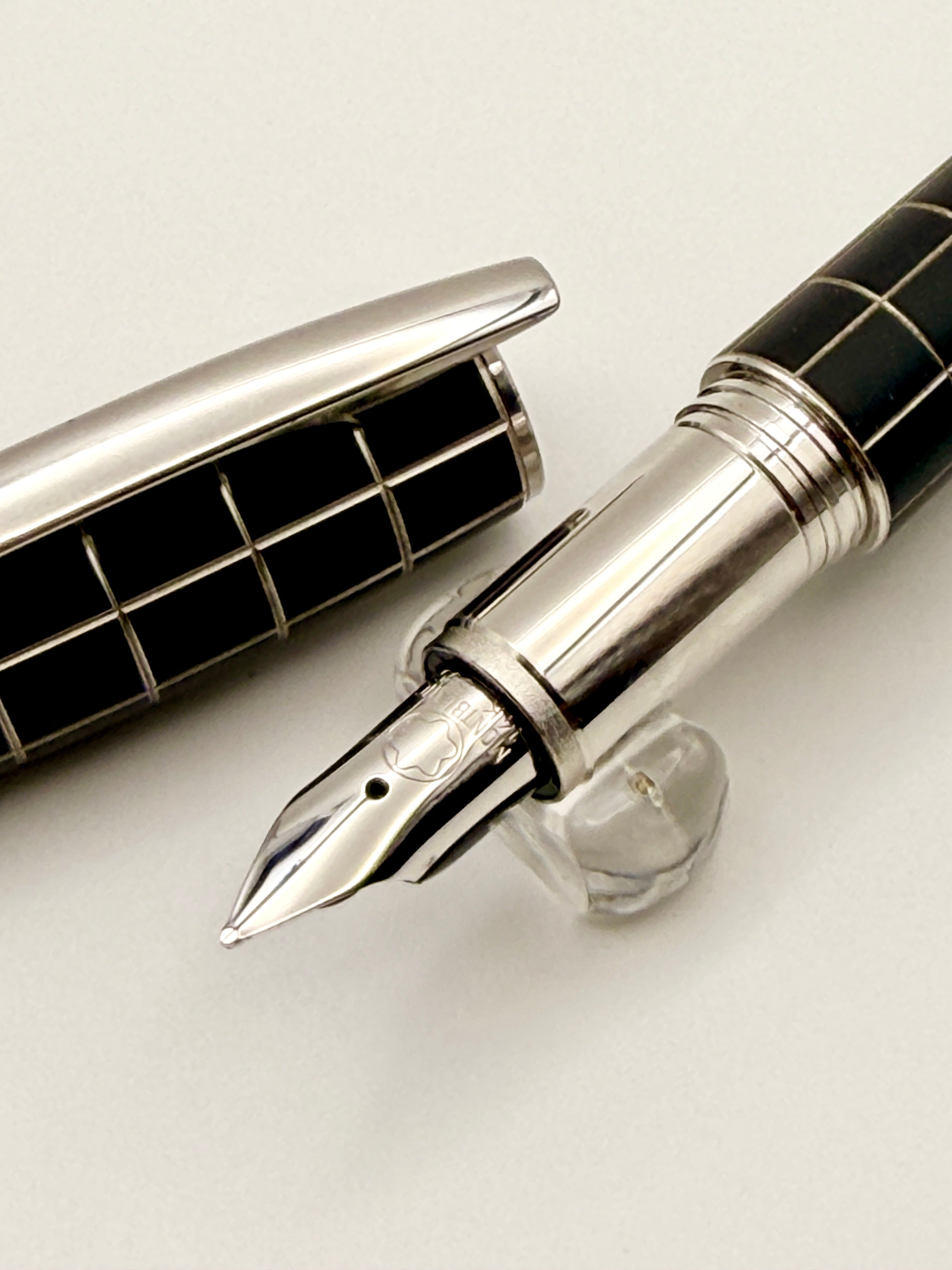 Montblanc Starwalker Metal and Rubber Fountain Pen