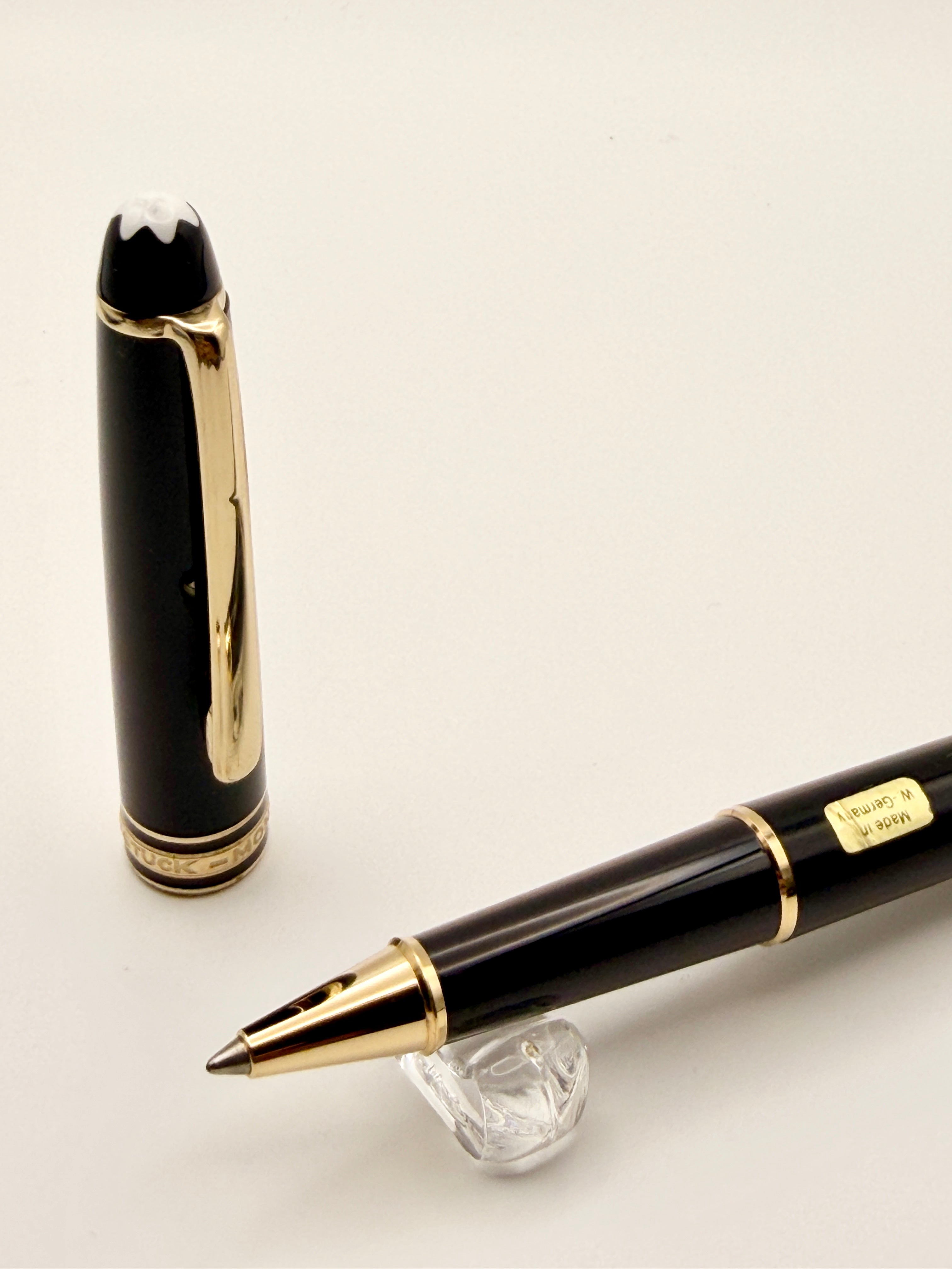 Montblanc 163 Classique Rollerball Pen